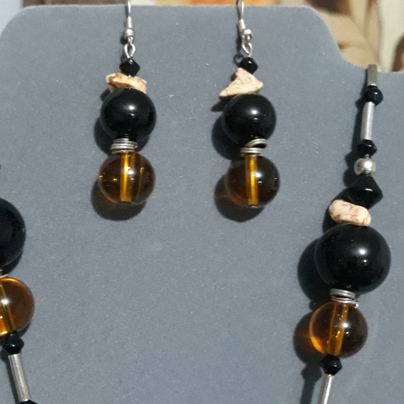 Semiprecious Jewlery set - Picture 4 of 5